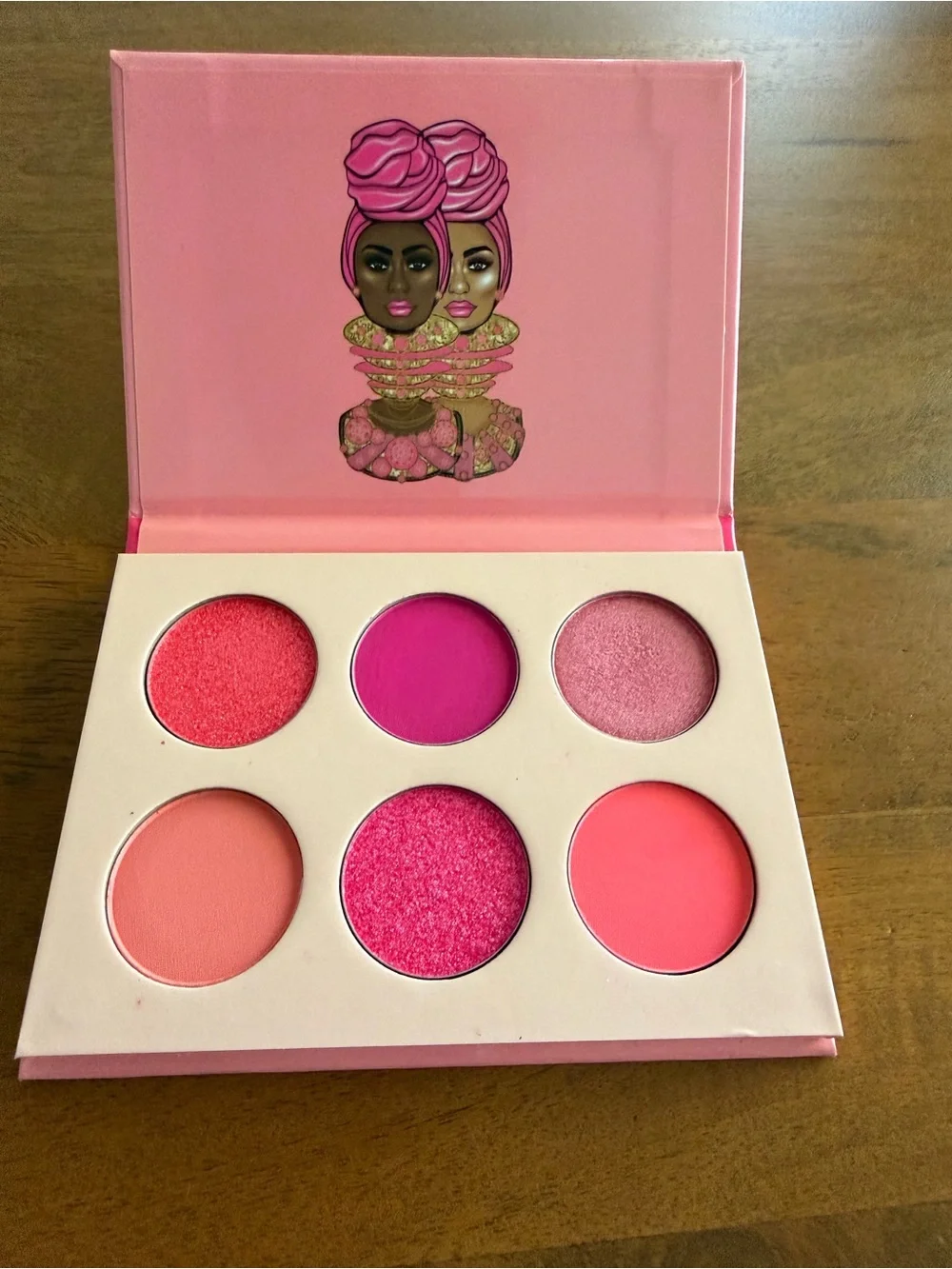 Pink Six-Pan Blush & Highlight Palette - Vibrant Pink Shades